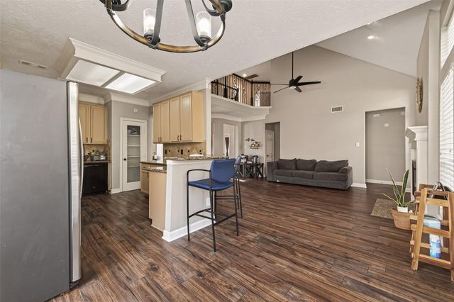 919 Tyler Run, Sugar Land, TX 77479