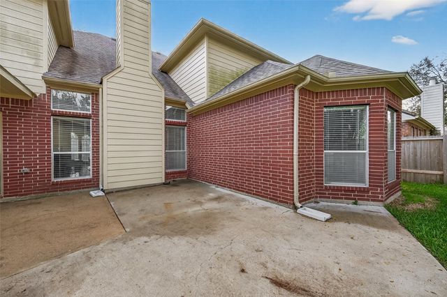 919 Tyler Run, Sugar Land, TX 77479