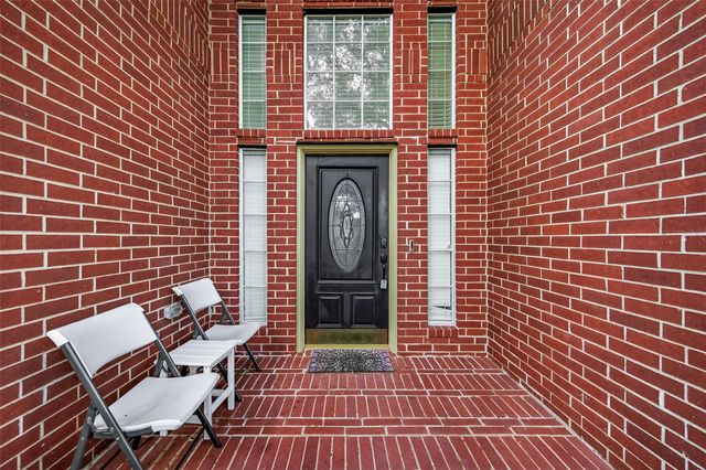 919 Tyler Run, Sugar Land, TX 77479