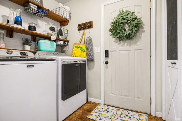 1809 Elizabethan Court, South Bend, IN 46614