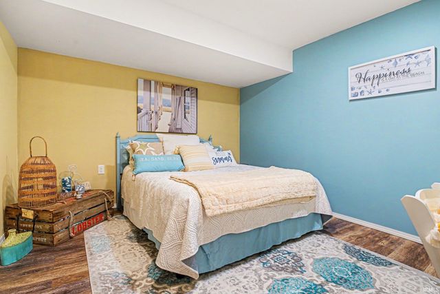 1809 Elizabethan Court, South Bend, IN 46614