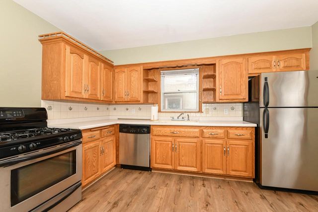 3945 E Layton AVENUE, Cudahy, WI 53110