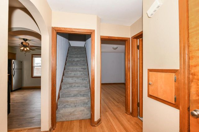 3945 E Layton AVENUE, Cudahy, WI 53110