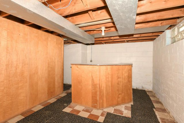 3945 E Layton AVENUE, Cudahy, WI 53110