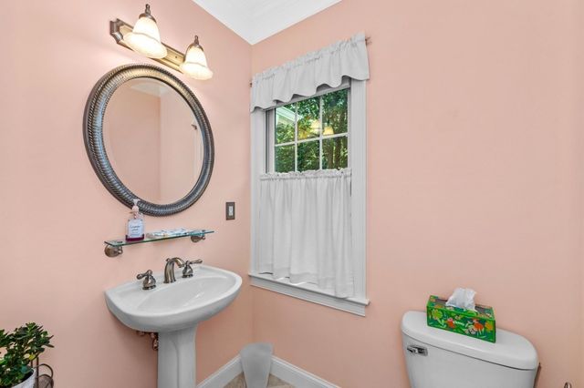 12 Mcneil Circle 12, Hopkinton, MA 01748