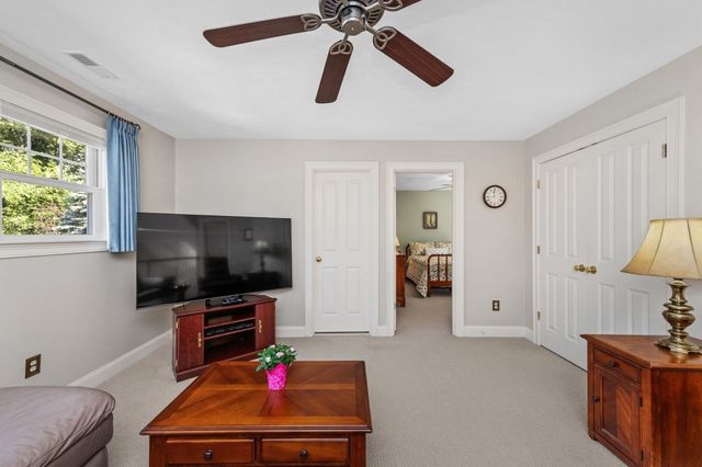 12 Mcneil Circle 12, Hopkinton, MA 01748