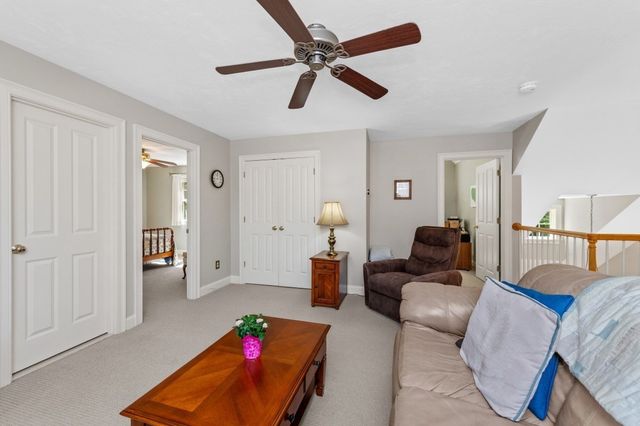 12 Mcneil Circle 12, Hopkinton, MA 01748