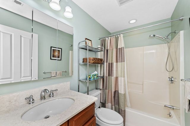 12 Mcneil Circle 12, Hopkinton, MA 01748