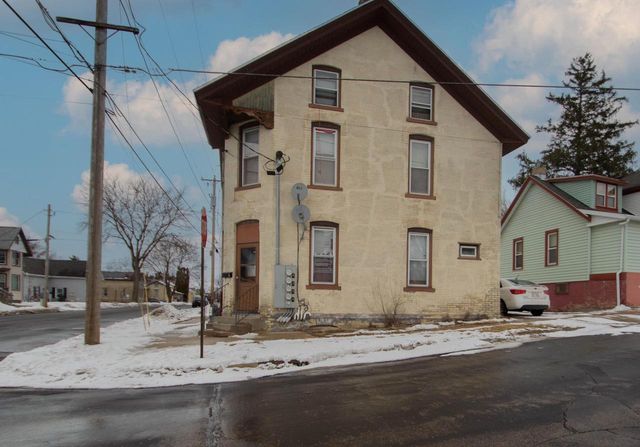 701 N Second STREET, Watertown, WI 53098