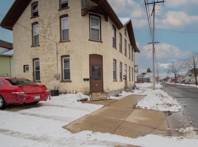 701 N Second STREET, Watertown, WI 53098