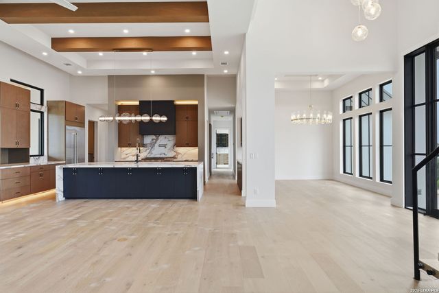9651 LENOX HL, San Antonio, TX 78255