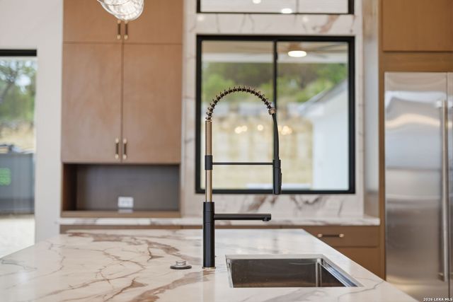 9651 LENOX HL, San Antonio, TX 78255