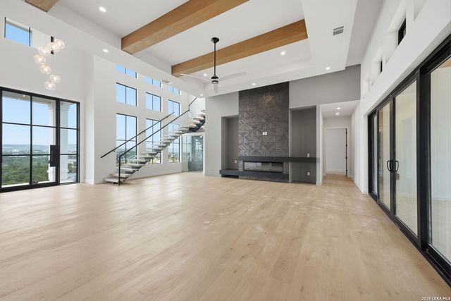 9651 LENOX HL, San Antonio, TX 78255