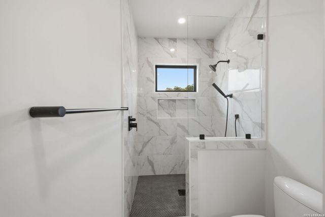 9651 LENOX HL, San Antonio, TX 78255