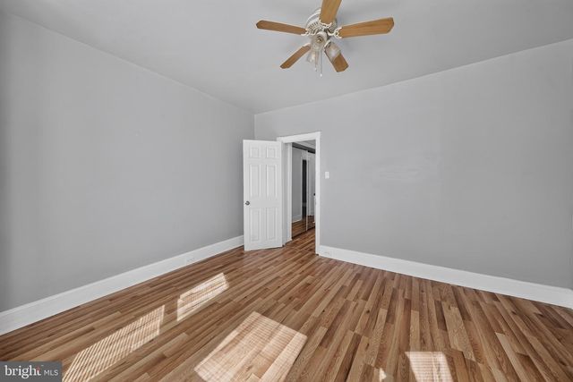 2220 S CROSKEY ST, Philadelphia, PA 19145
