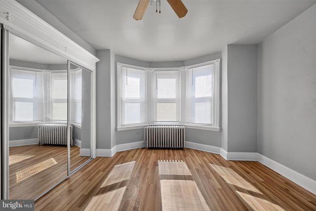 2220 S CROSKEY ST, Philadelphia, PA 19145