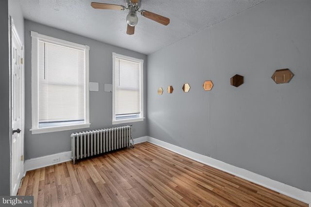 2220 S CROSKEY ST, Philadelphia, PA 19145