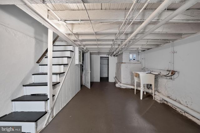 2220 S CROSKEY ST, Philadelphia, PA 19145