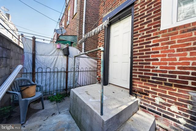 2220 S CROSKEY ST, Philadelphia, PA 19145