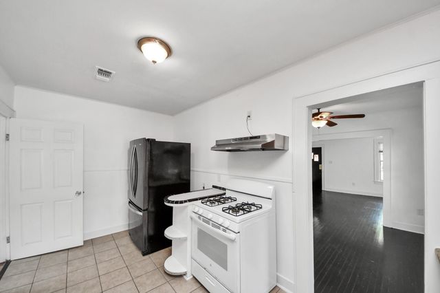 5645 Barremore Street, Houston, TX 77023