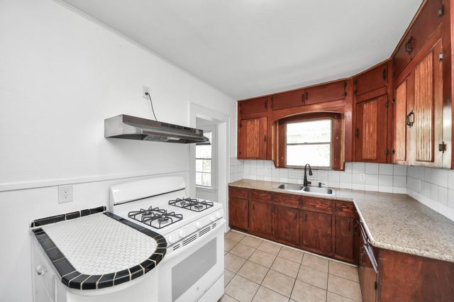 5645 Barremore Street, Houston, TX 77023