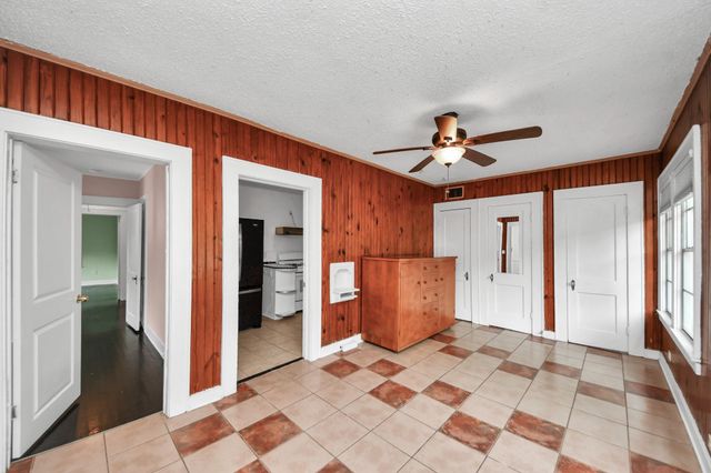 5645 Barremore Street, Houston, TX 77023