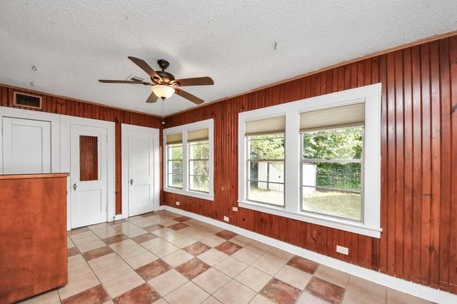 5645 Barremore Street, Houston, TX 77023