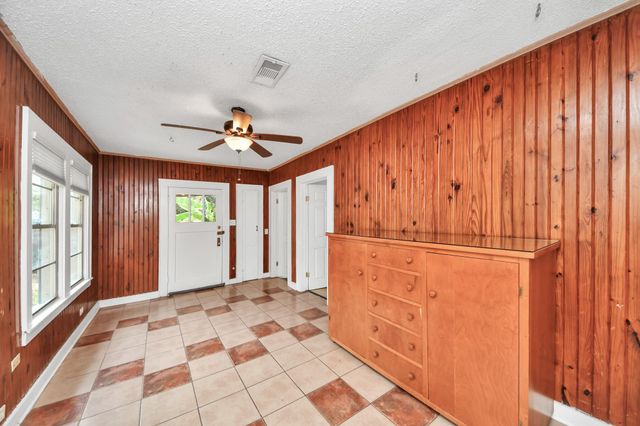 5645 Barremore Street, Houston, TX 77023
