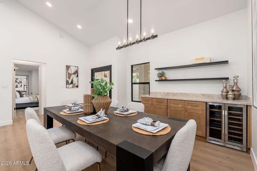 Image 16 of property listing at 9025 N 83RD Place, Scottsdale, AZ 85258