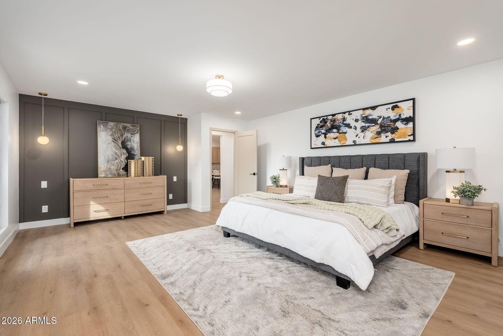 Image 25 of property listing at 9025 N 83RD Place, Scottsdale, AZ 85258