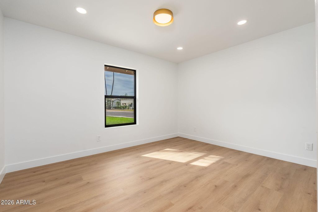 Image 35 of property listing at 9025 N 83RD Place, Scottsdale, AZ 85258