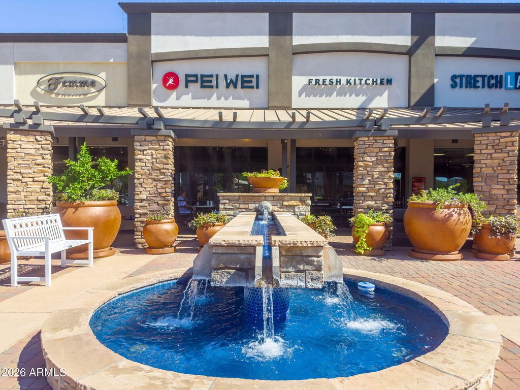 Image 53 of property listing at 9025 N 83RD Place, Scottsdale, AZ 85258