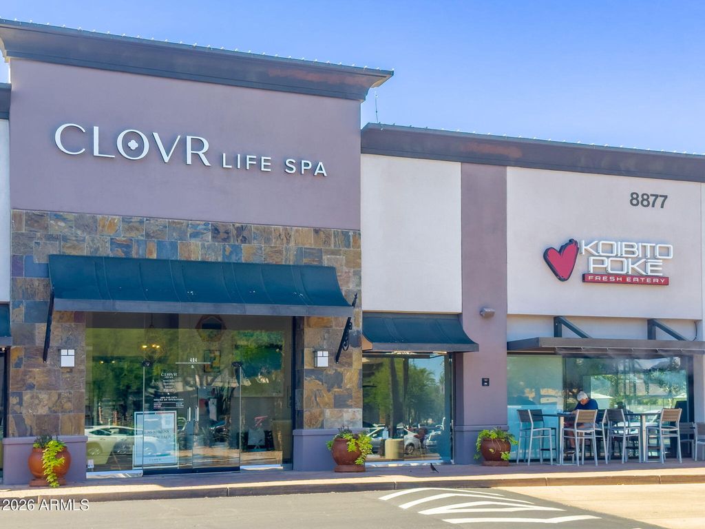 Image 55 of property listing at 9025 N 83RD Place, Scottsdale, AZ 85258