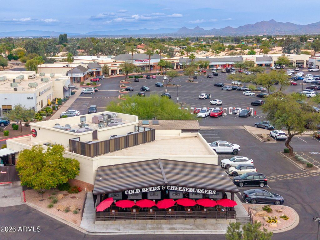 Image 63 of property listing at 9025 N 83RD Place, Scottsdale, AZ 85258