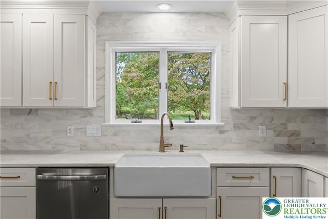 3685 Manor Road, Bethlehem City, PA 18020