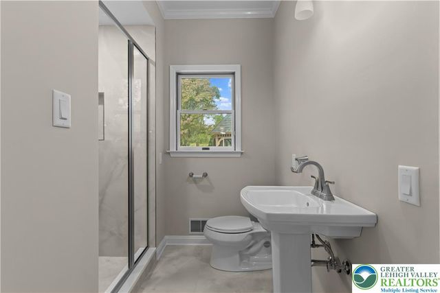 3685 Manor Road, Bethlehem City, PA 18020