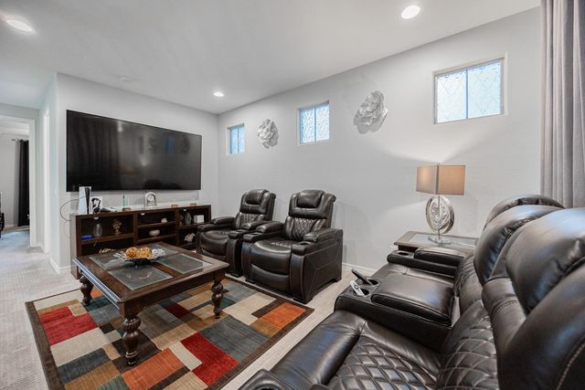 11777 S 51st Drive, Laveen, AZ 85339