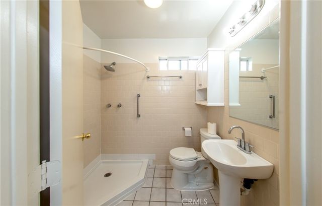 1159 Raymond Ave A, Glendale, CA 91201