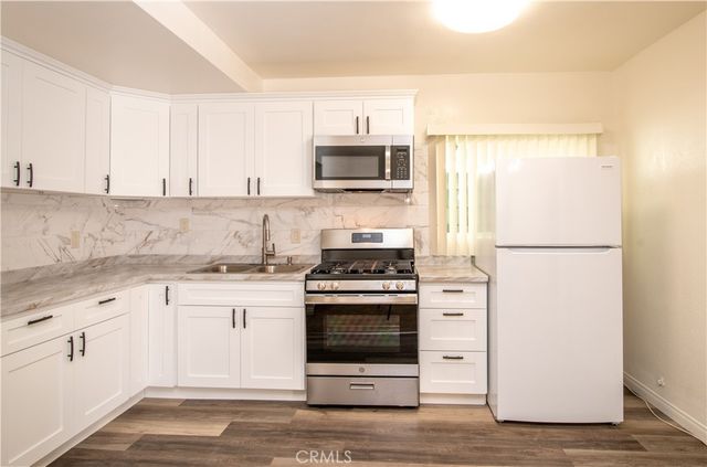 1159 Raymond Ave A, Glendale, CA 91201