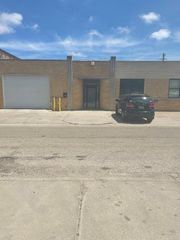 3333 N Knox Avenue, Chicago, IL 60641