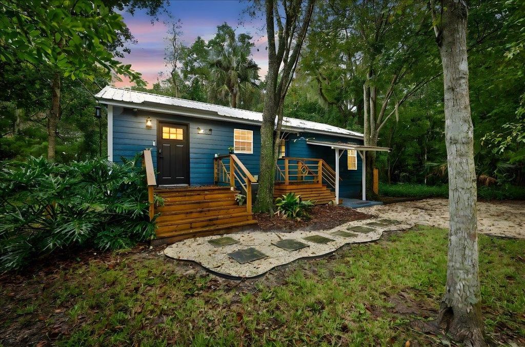 1323 Grant St, St Augustine, FL 32084