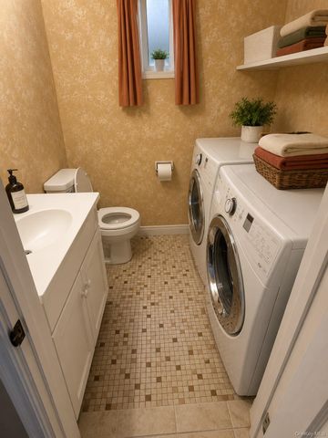 1070 Oakfield Avenue, North Bellmore, NY 11710
