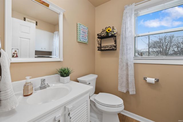 6822 Forest Glen Court, Fort Wayne, IN 46815