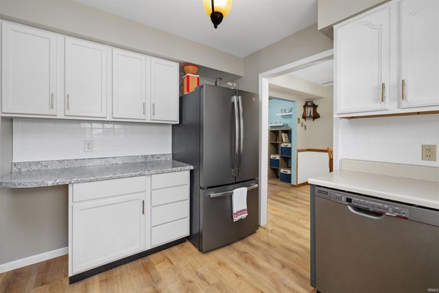 6822 Forest Glen Court, Fort Wayne, IN 46815