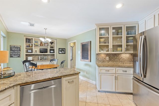 6906 Brentfield Drive, Dallas, TX 75248