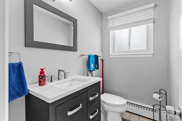 2175 Rollins Street, Grand Blanc, MI 48439