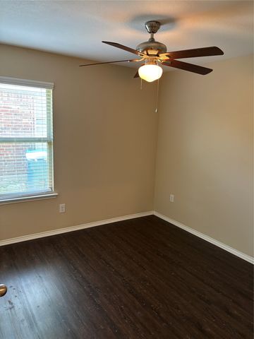 2047 Enchanted Rock Drive, Forney, TX 75126