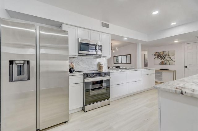 2707 WOODBRIDGE LANE, Orlando, FL 32808