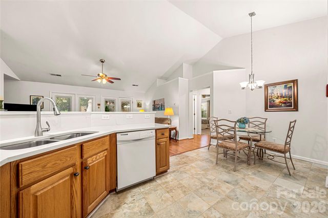 205 Strawberry Knoll Drive 65, Fort Mill, SC 29715