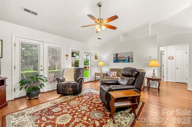 205 Strawberry Knoll Drive 65, Fort Mill, SC 29715